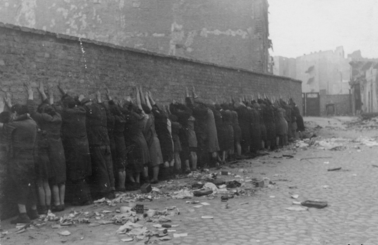 Stroop_Report__Warsaw_Ghetto_Uprising__IPN35 Gleis 69